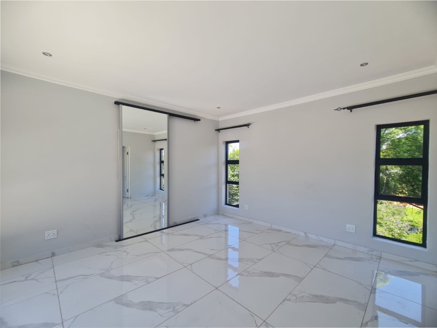 To Let 4 Bedroom Property for Rent in Melodie North West